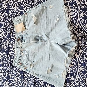 NWT momjean short